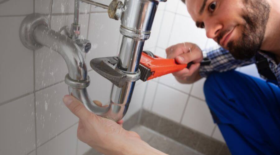 Professional same day plumber services in Du Pont, GA