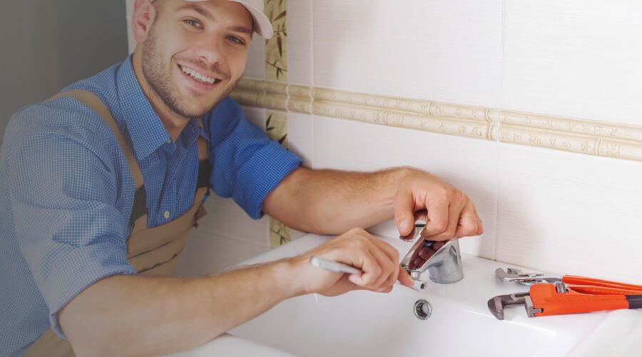 Professional same day plumber in Du Pont, GA